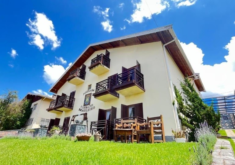 Fachada da Pousada Condado Brasileiro